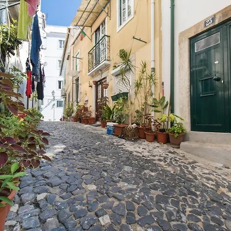 Сasa de vacaciones Alfama Lovely Apartment With River View. Lisboa